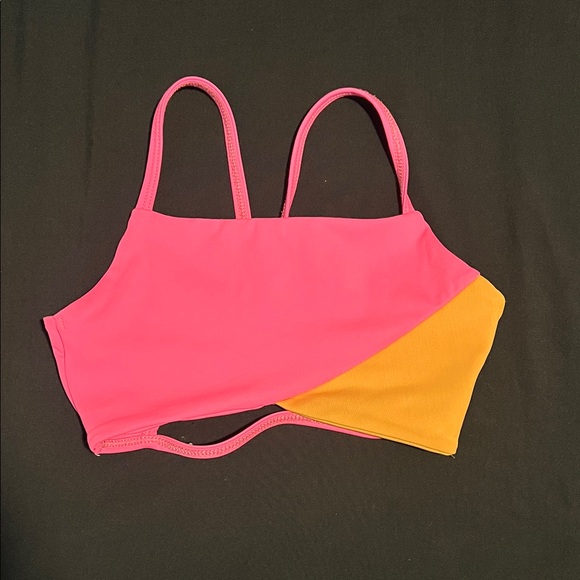 Tiger Friday Other - TIGER FRIDAY CXL Pink and Yellow Colorblock Crop Top